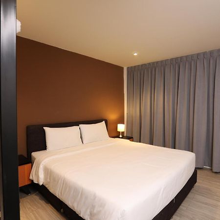 Studio F Sukhumvit Bangkok Exterior foto